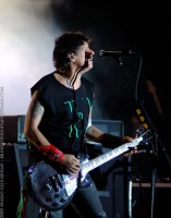 /album/xutos-amp-pontapes/xutos-e-pontapes-avante-2005-by-firstsecond-jpg/